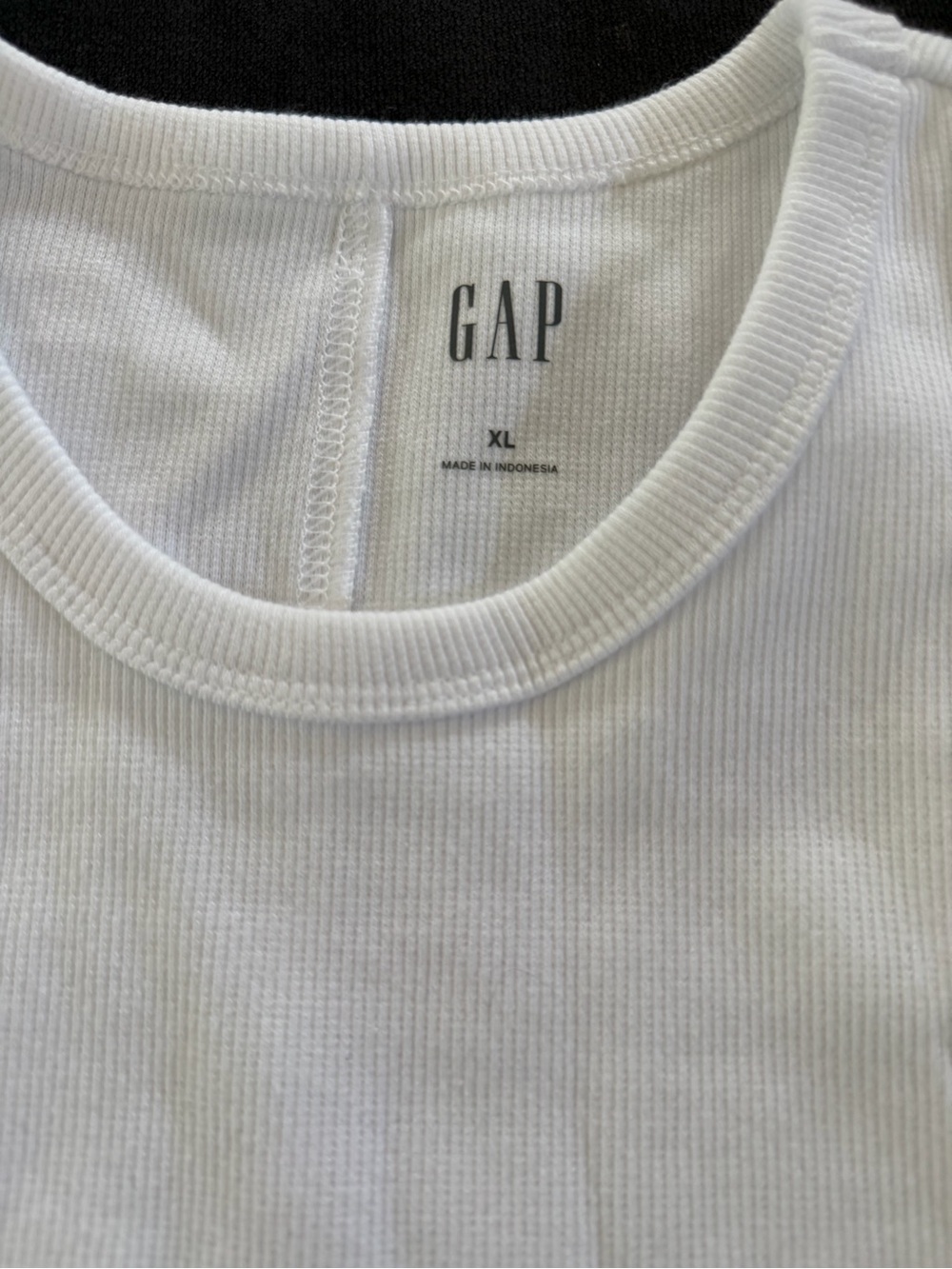 GAP White Ribbed Tank Top - Picture 2 of 3